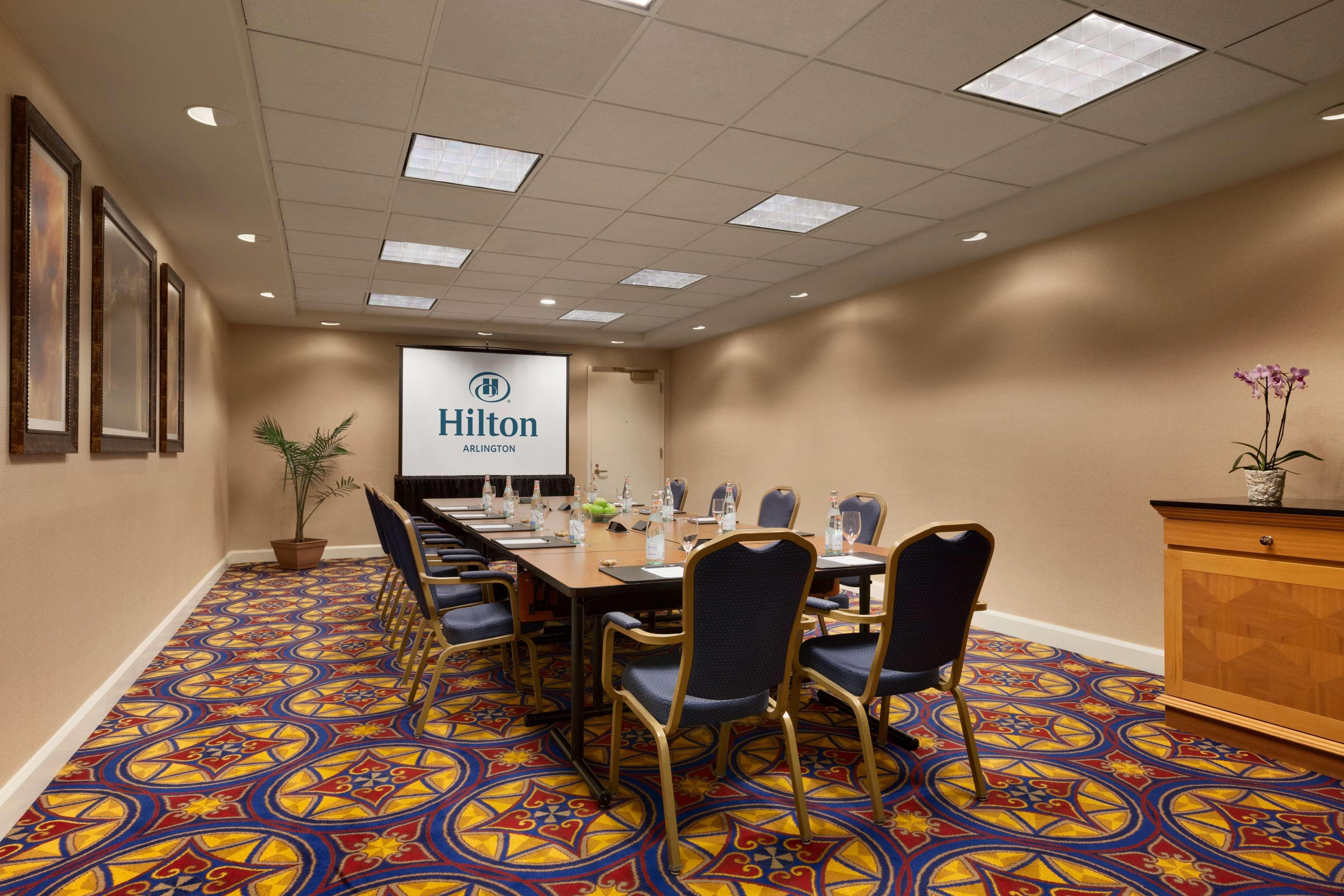 Hotel Hilton Arlington Zewnętrze zdjęcie